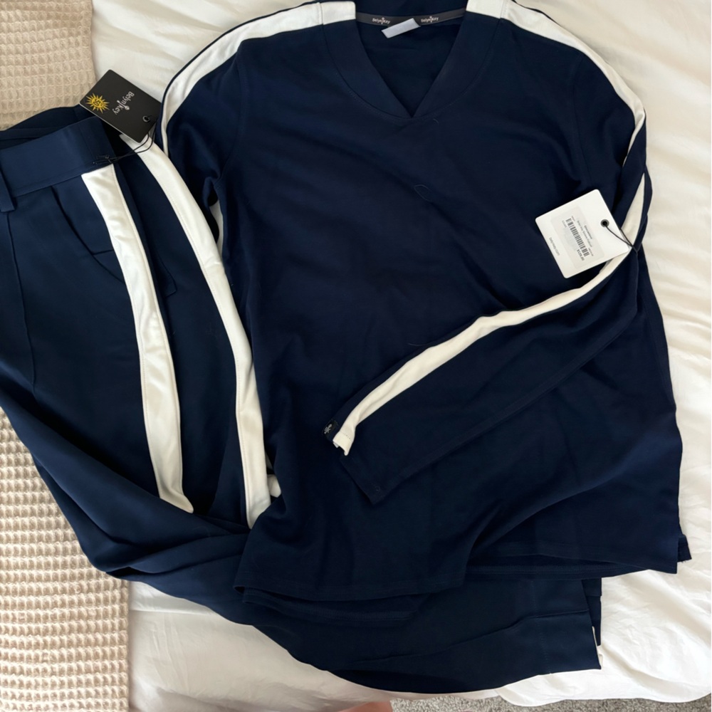 NYT jogger travel set w top and pants